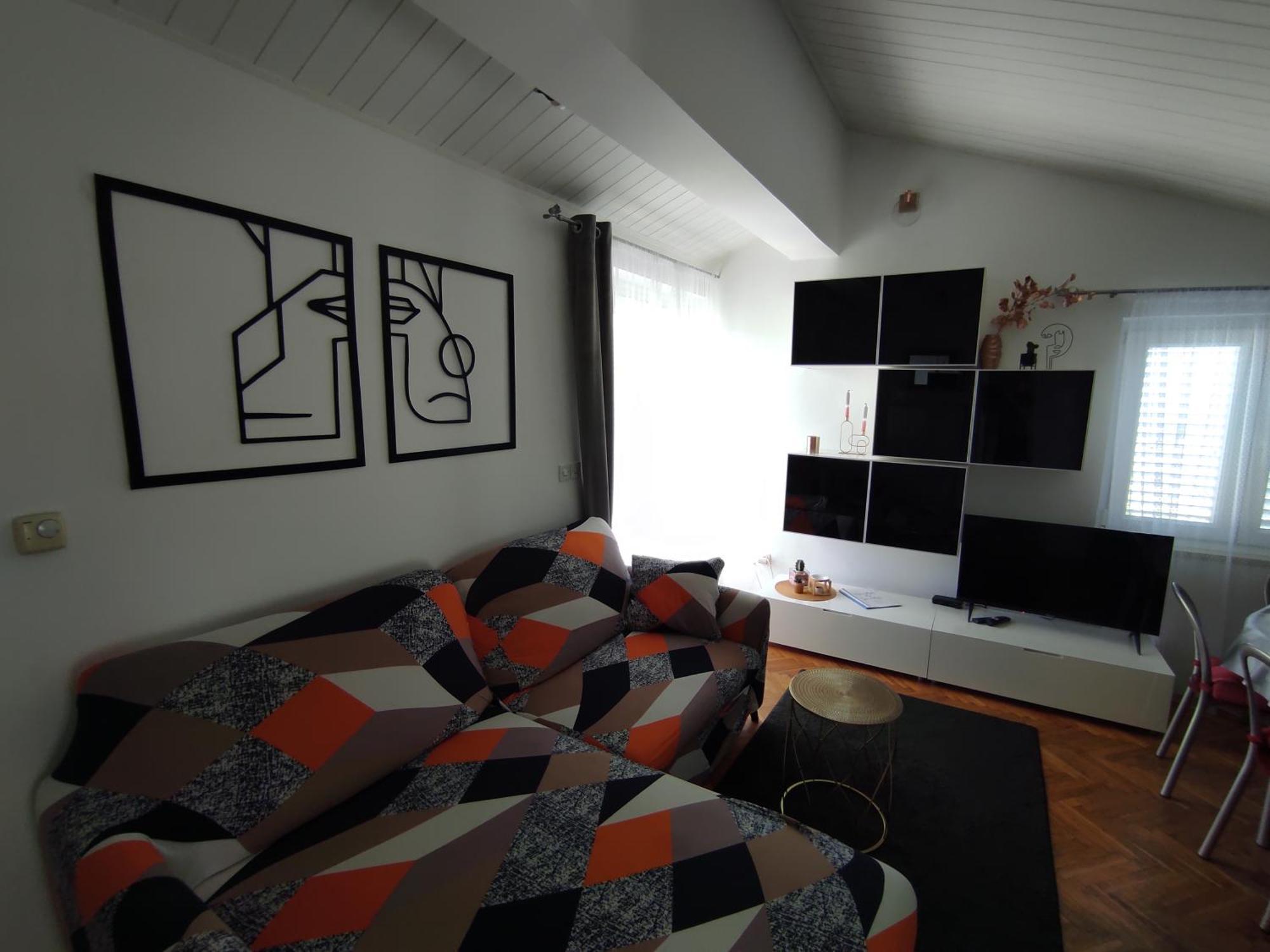 Apartment Lidija
