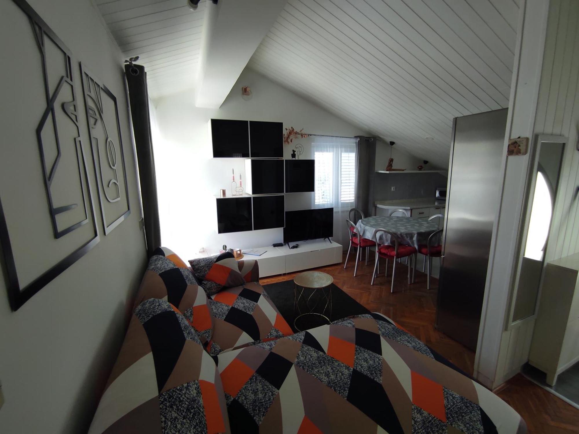 Lidija Apartment