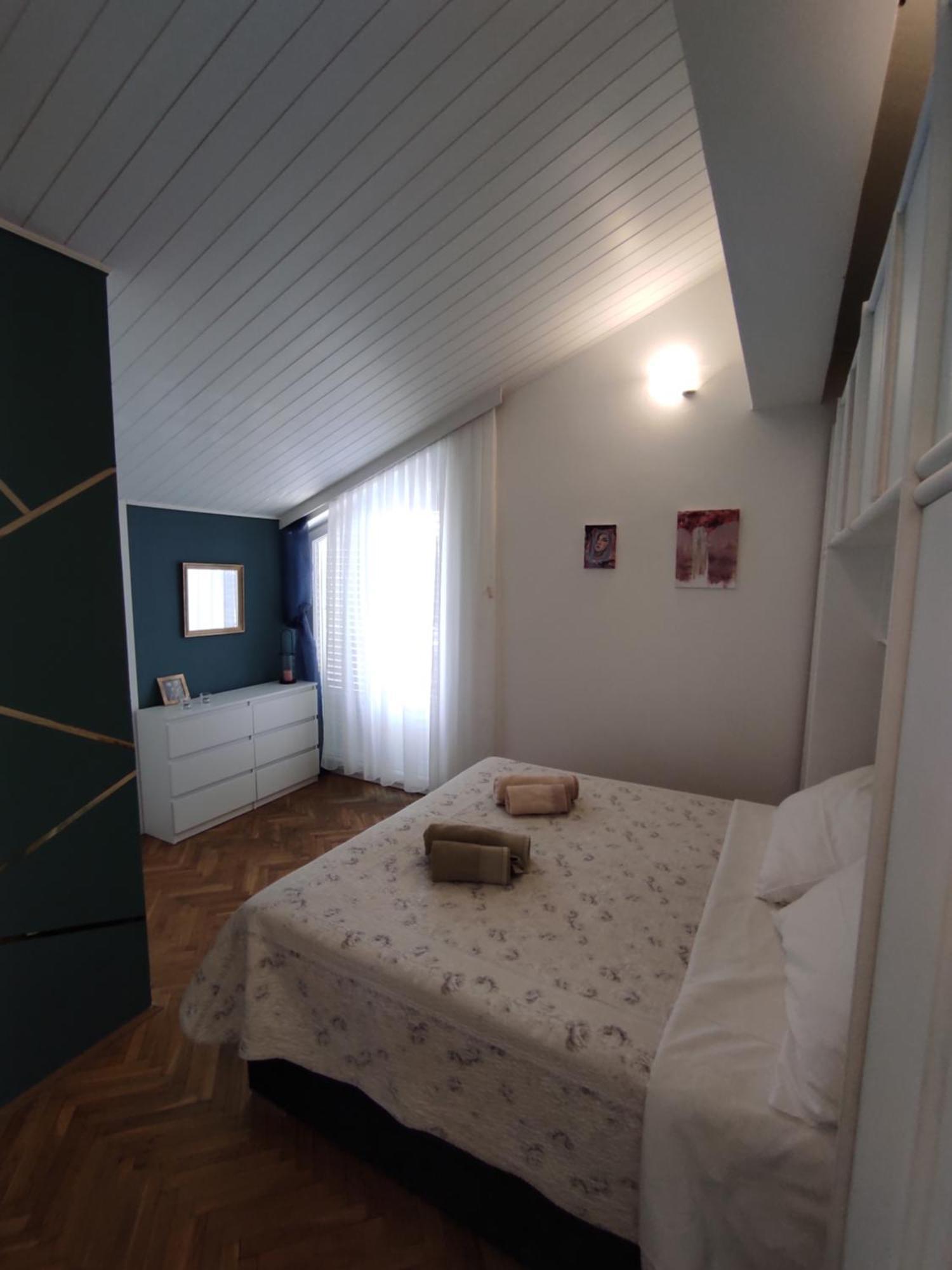 Apartment Lidija Lopar