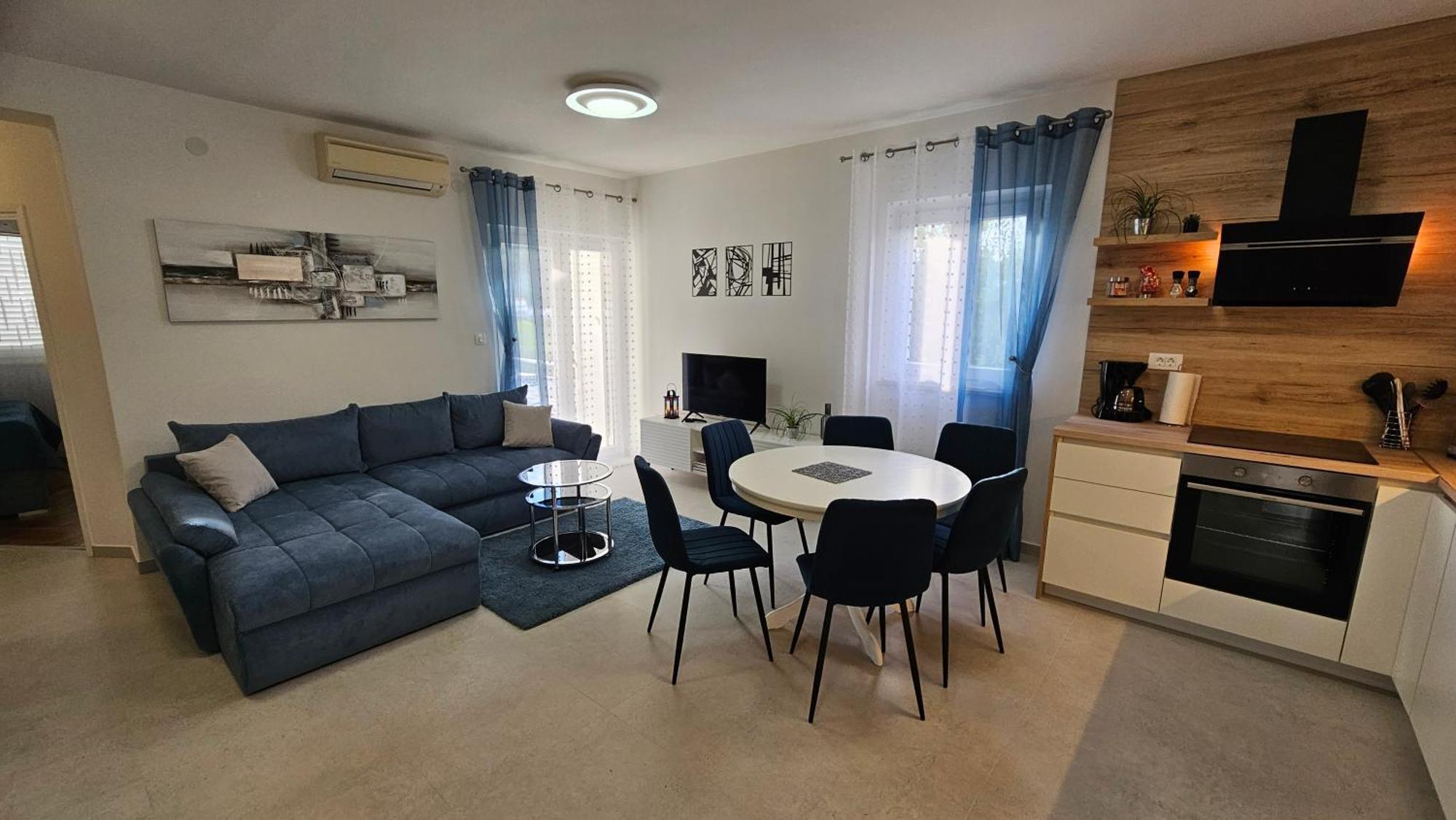Lidija Apartment *
