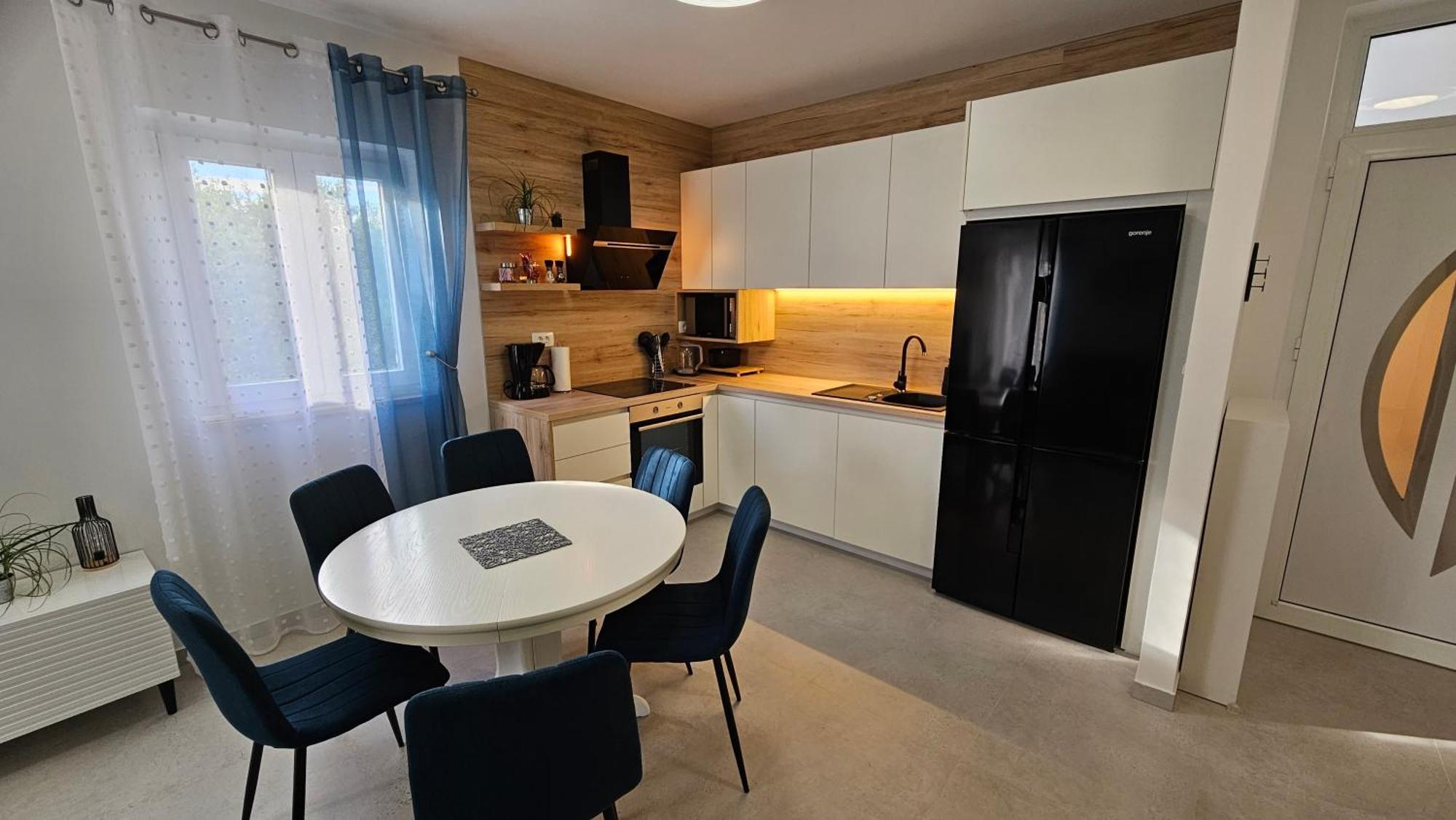 Apartment Lidija